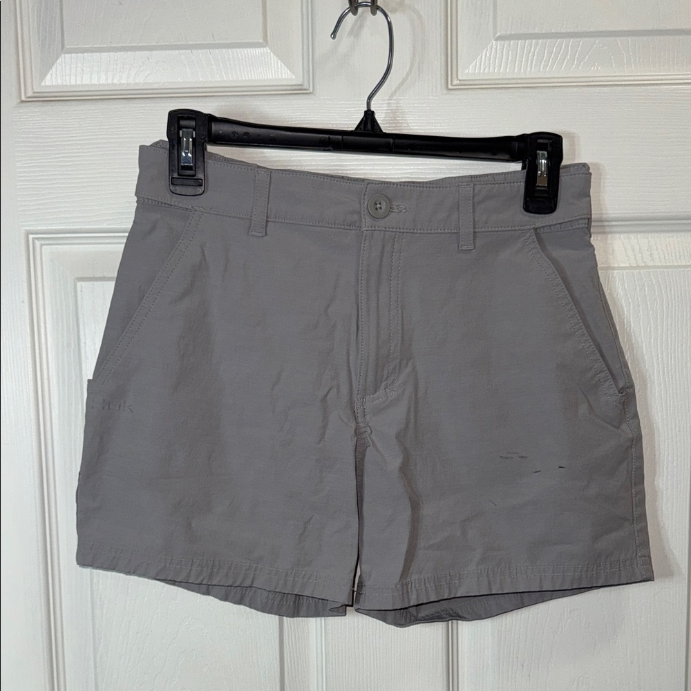 Huk Women's Performance Fishing/Outdoor Hiking Shorts